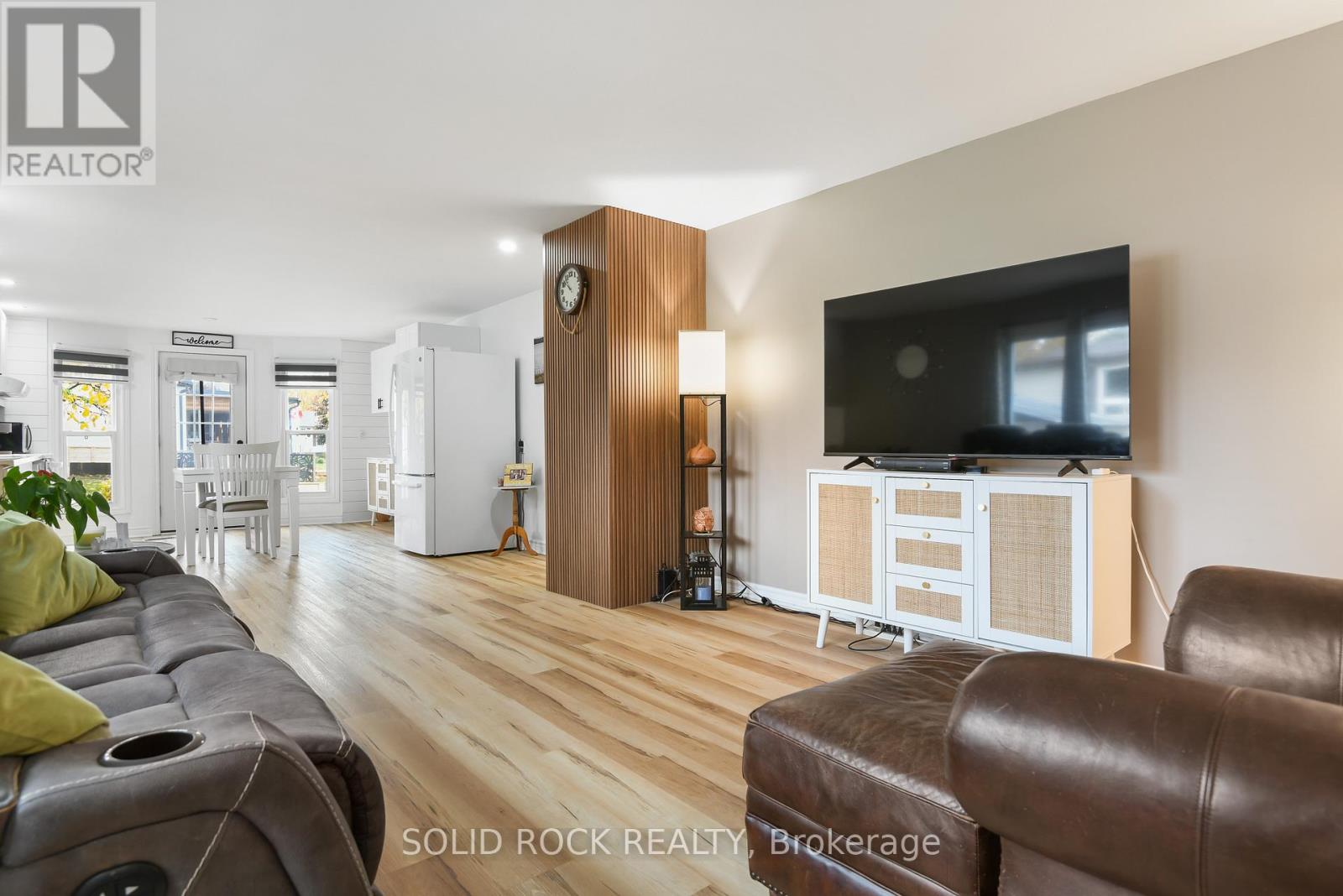 26 EVERGREEN LANE — photo 10