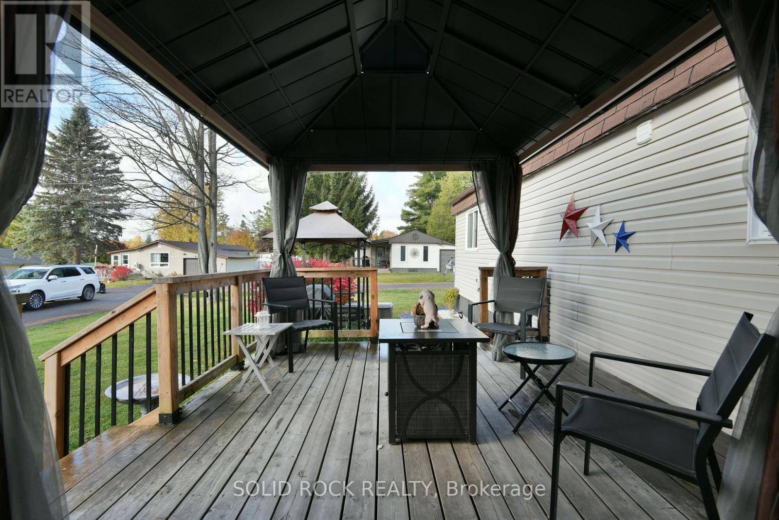 26 EVERGREEN LANE — photo 35