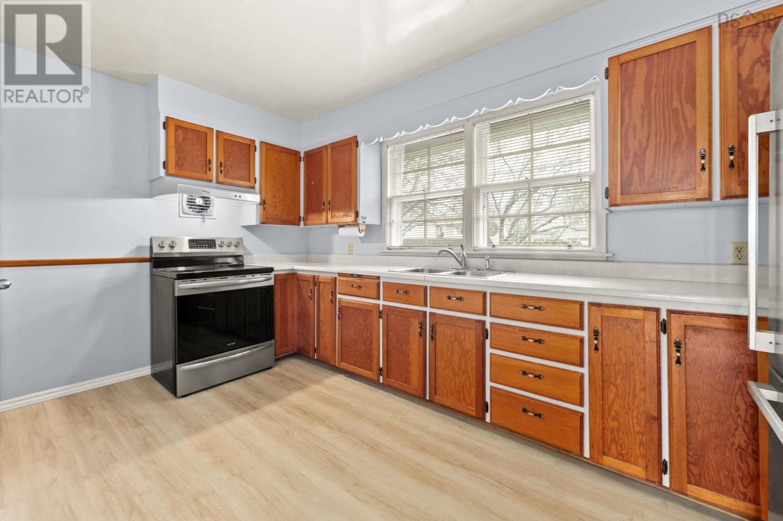 Property 7 of 39 of 12 Raymoor Drive