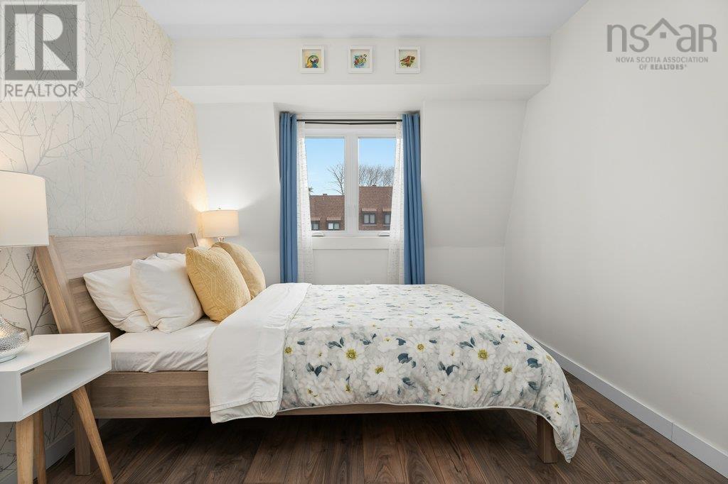 Property 33 of 52 of 16 Covington Way