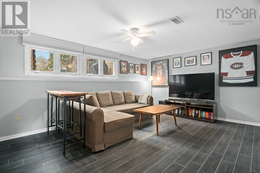 Property 37 of 52 of 16 Covington Way