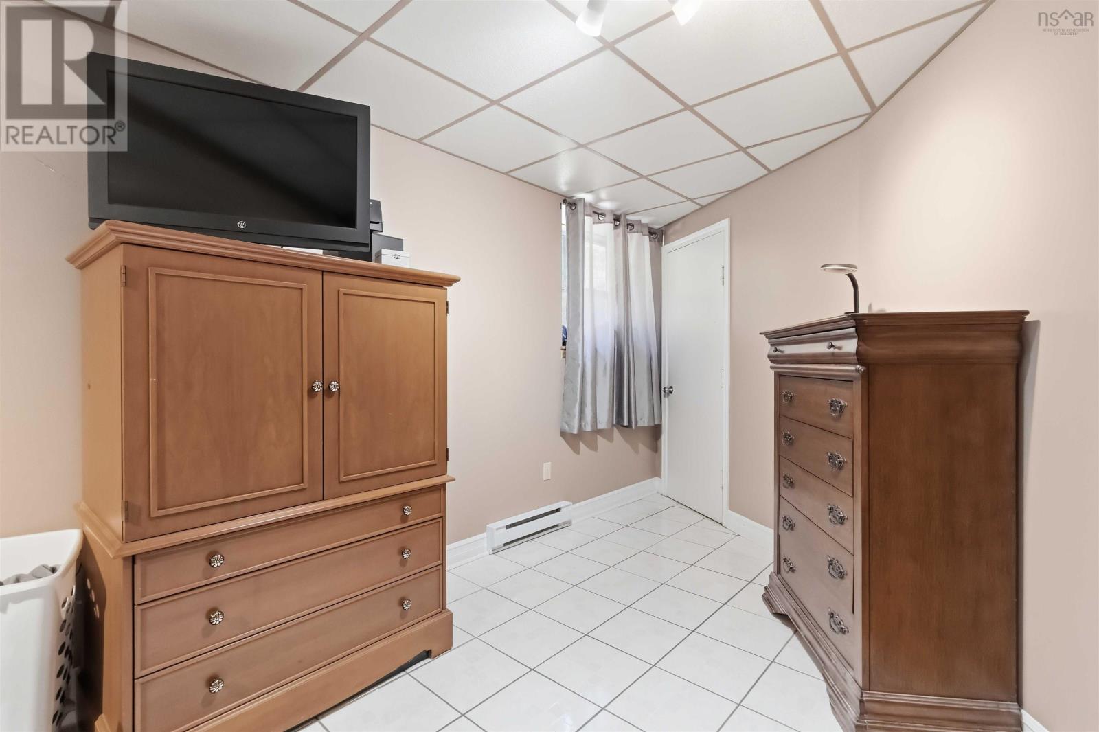 Property 34 of 48 of 123 Pearson Drive