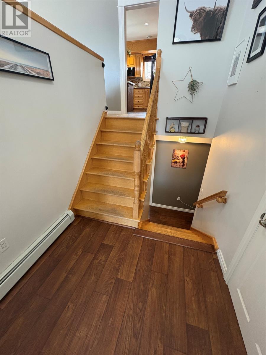 19 Gillingham Avenue - 18