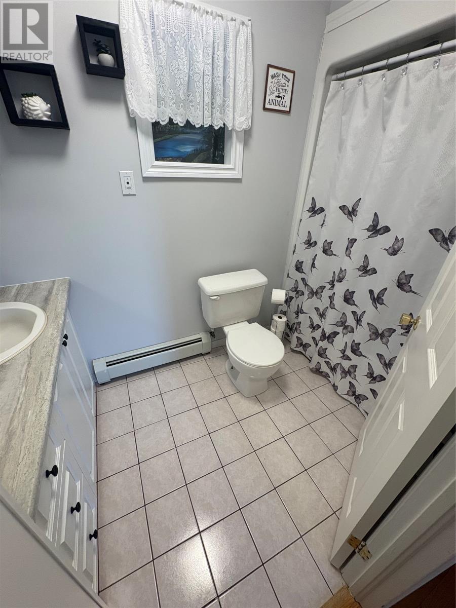 19 Gillingham Avenue - 34