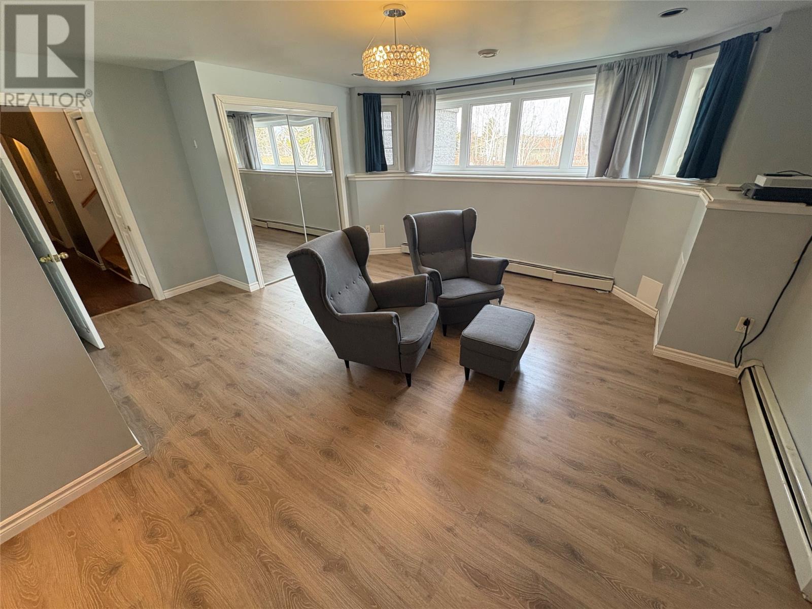 19 Gillingham Avenue - 42