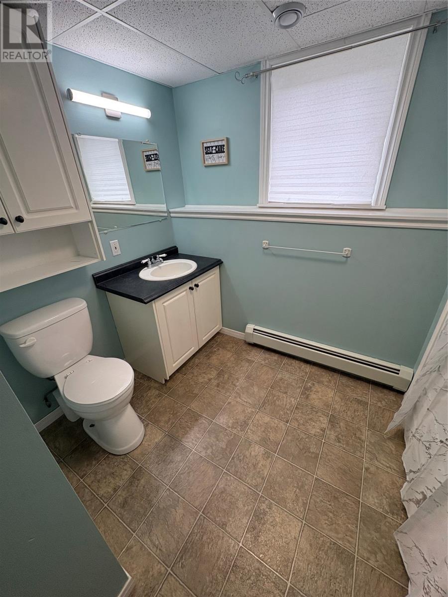 19 Gillingham Avenue - 48