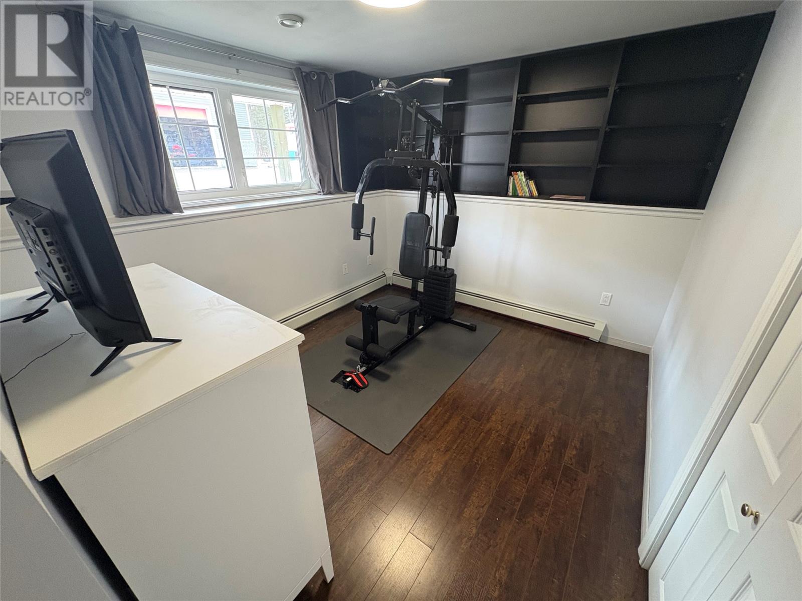 19 Gillingham Avenue - 49