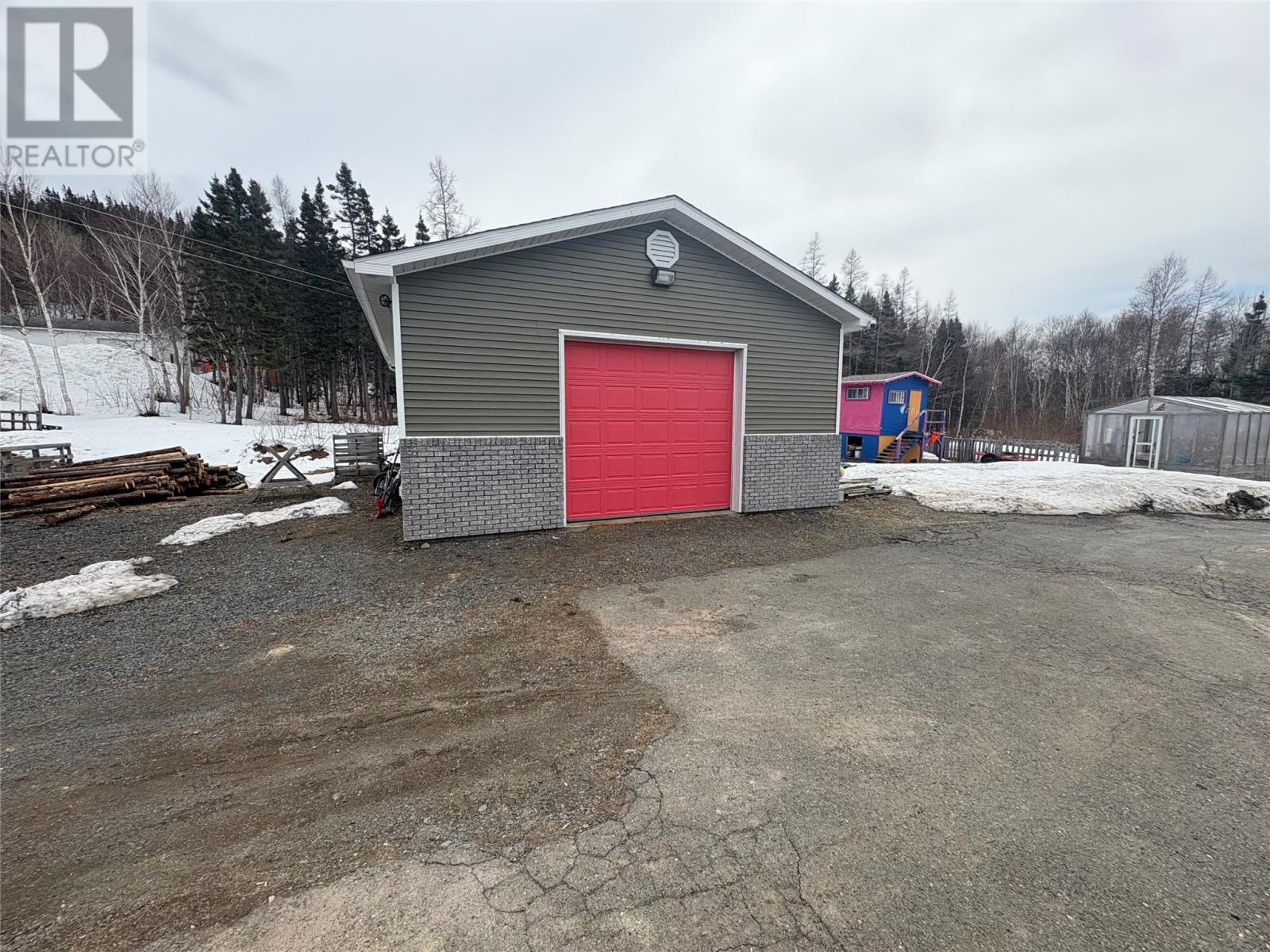 19 Gillingham Avenue - 9