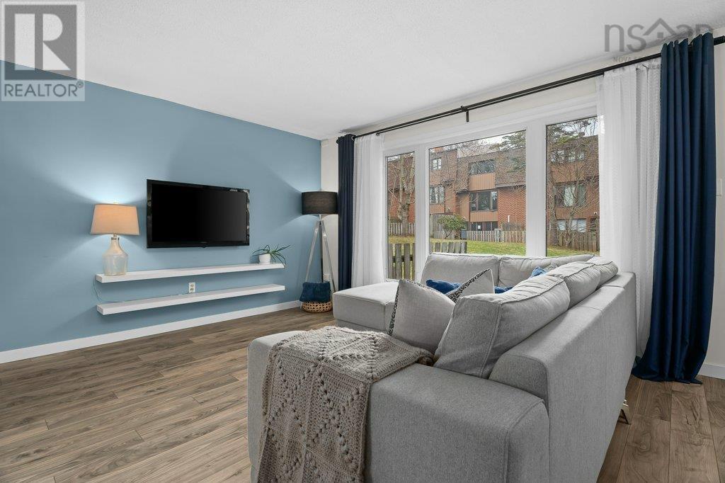 Property 3 of 52 of 16 Covington Way