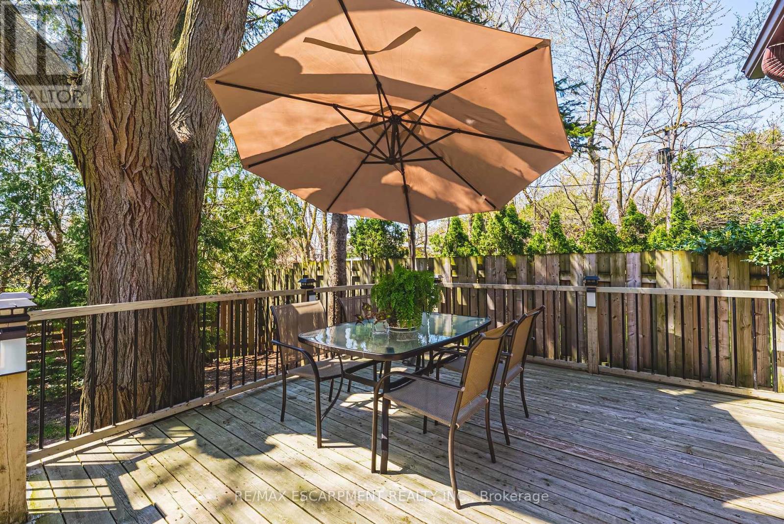668 CHESTNUT PLACE, Burlington (Roseland), Ontario, L7N3E8 — Photo 34