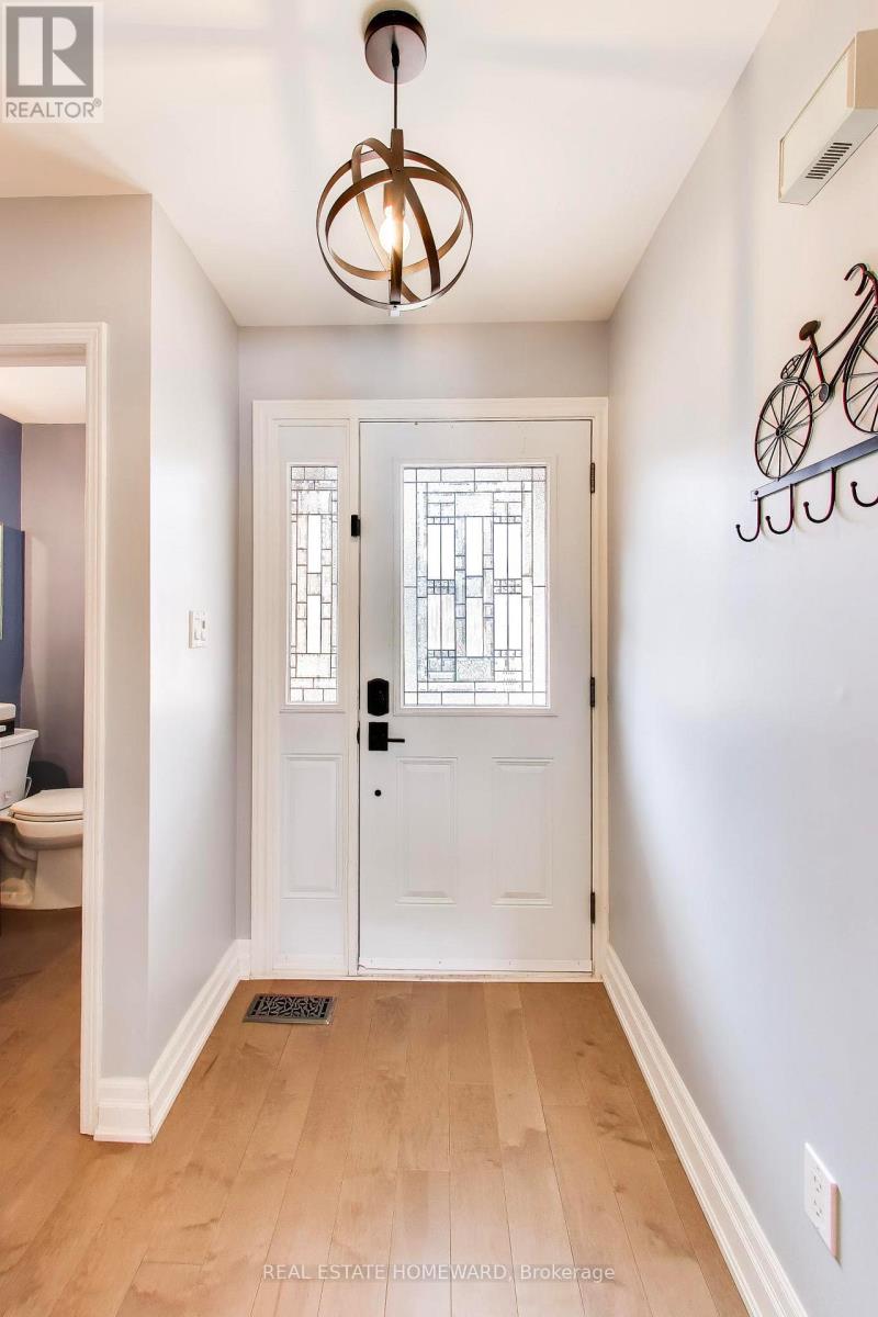 3375 FENWICK CRESCENT - photo 4