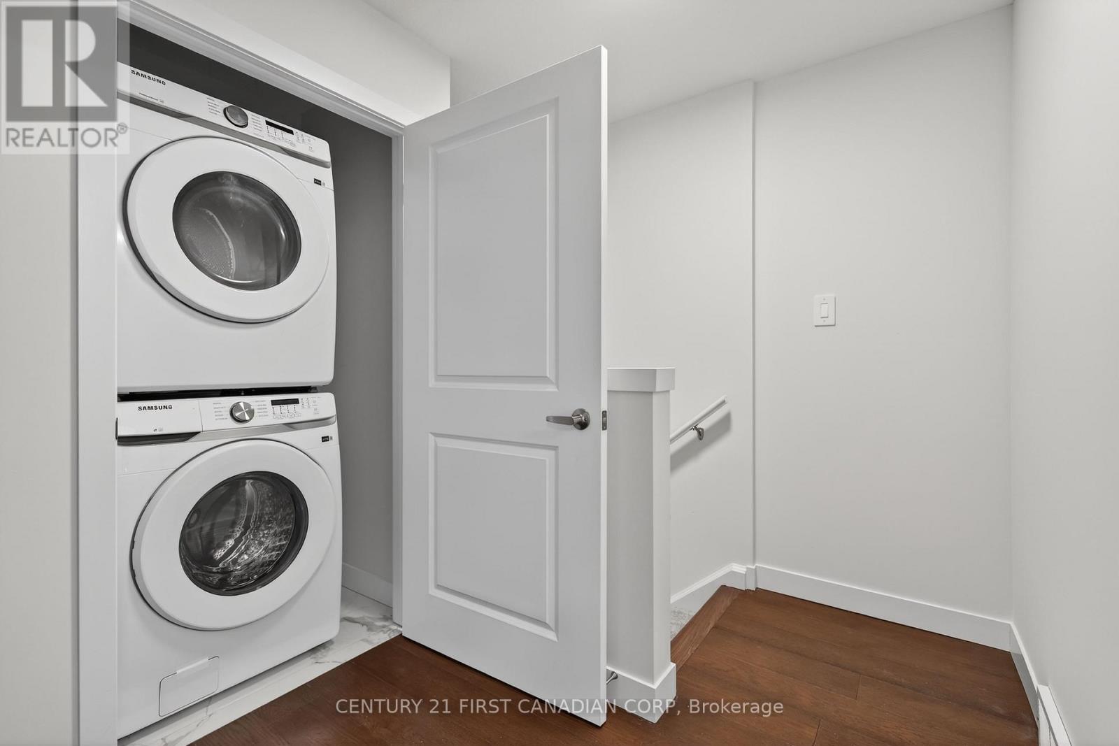 #16 349 SOUTHDALE ROAD E - 38