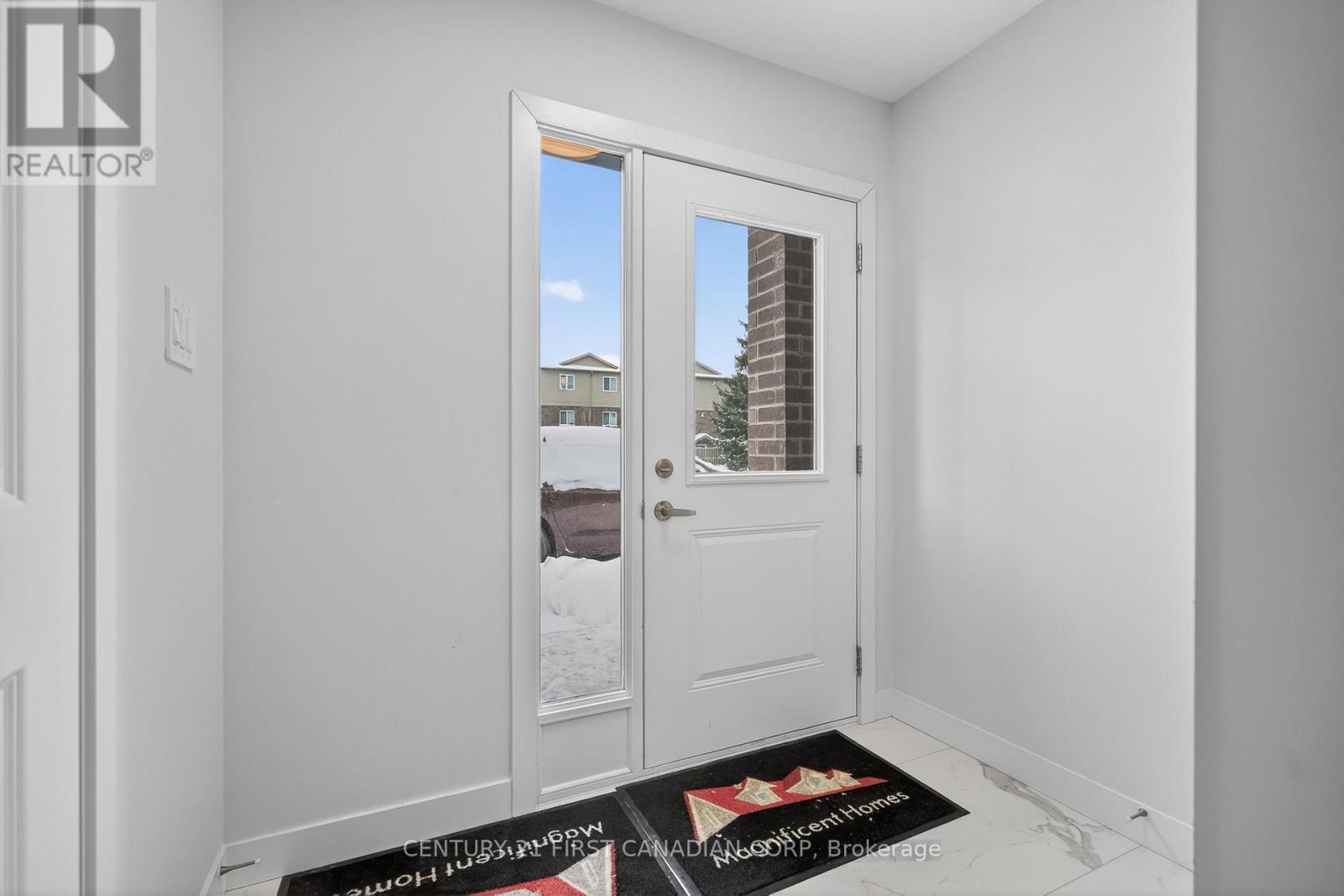 #16 349 SOUTHDALE ROAD E - 6