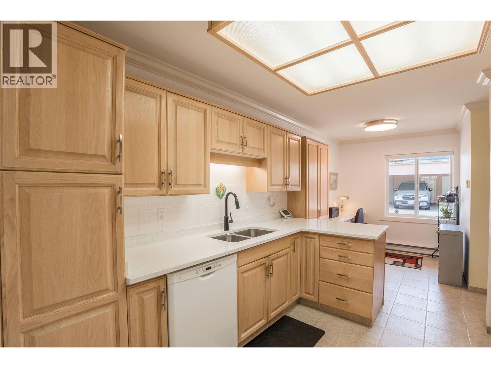 8907 Pineo Court Unit# 20, Summerland