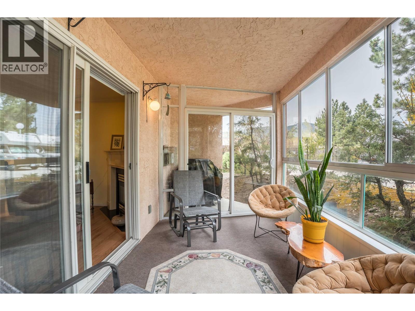 8907 Pineo Court Unit# 20, Summerland