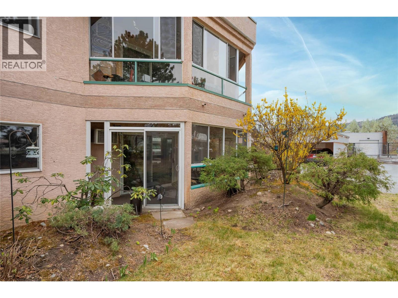 8907 Pineo Court Unit# 20, Summerland