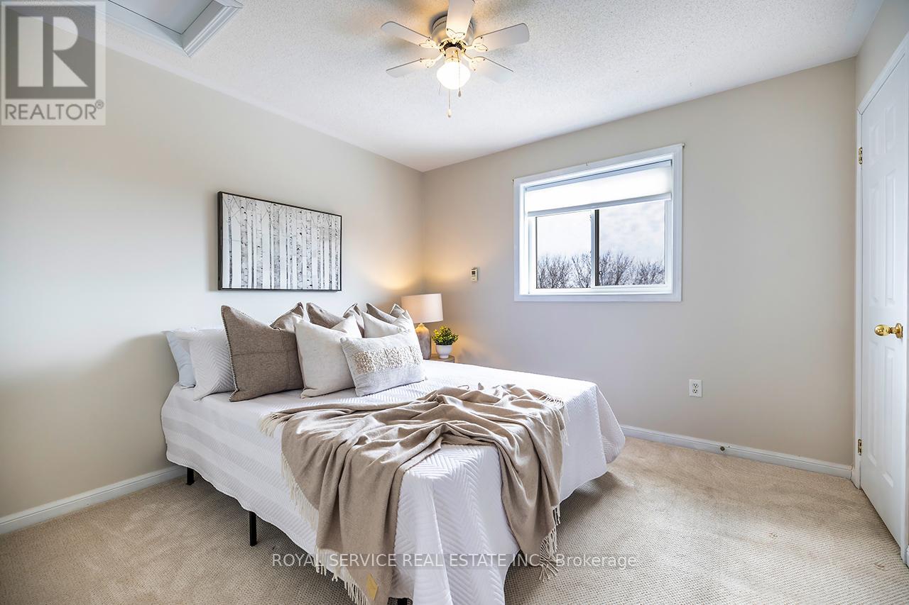 169 SCOTTSDALE DRIVE — photo 19