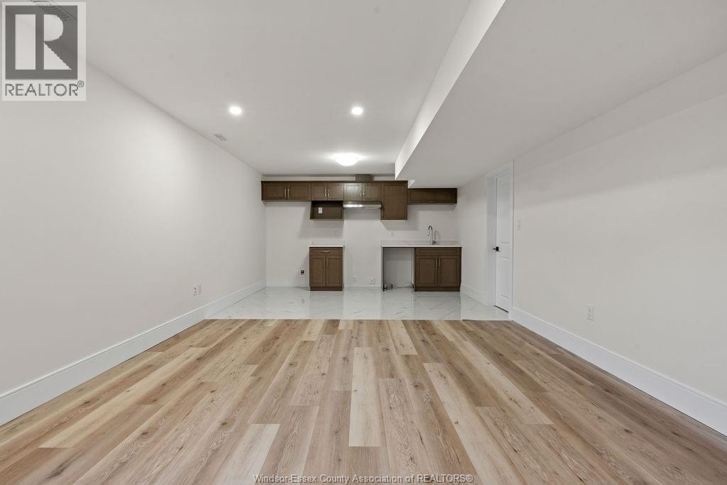2466 PARTINGTON AVENUE — photo 28