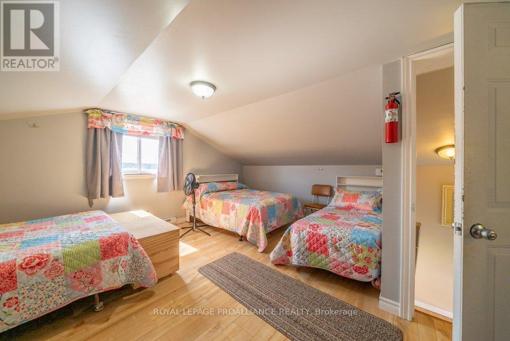 Additional Living above boathouse