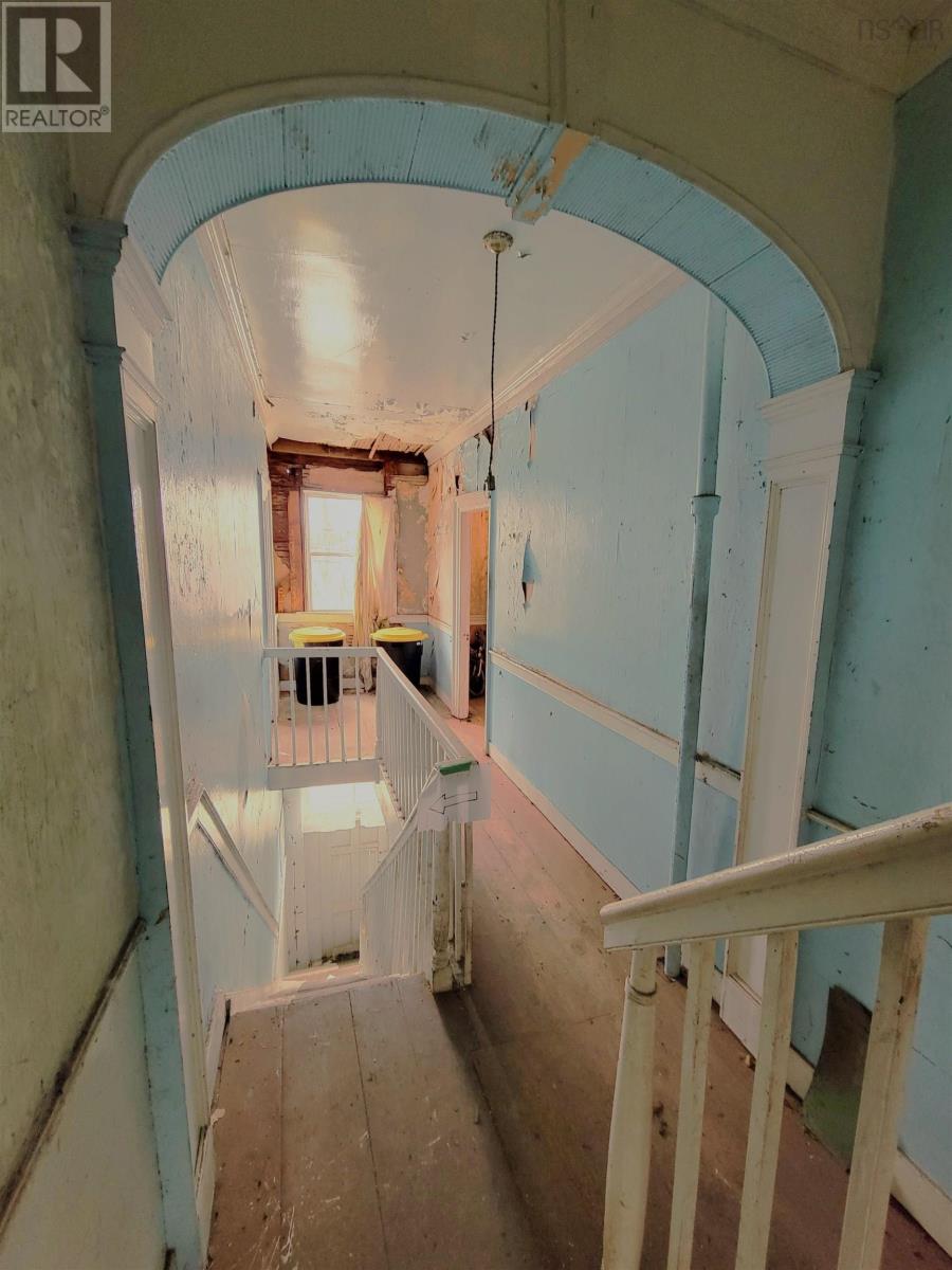 155 Pelham Street - 32