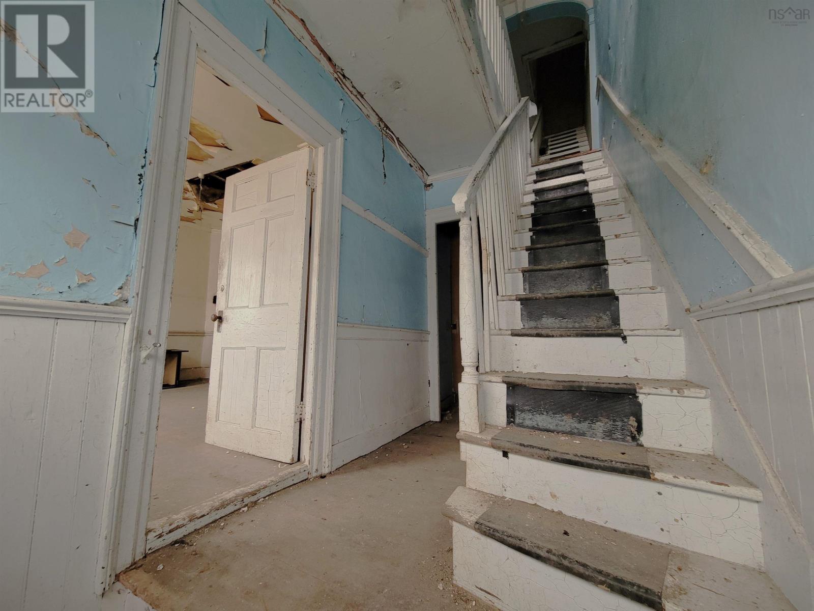 155 Pelham Street - 36