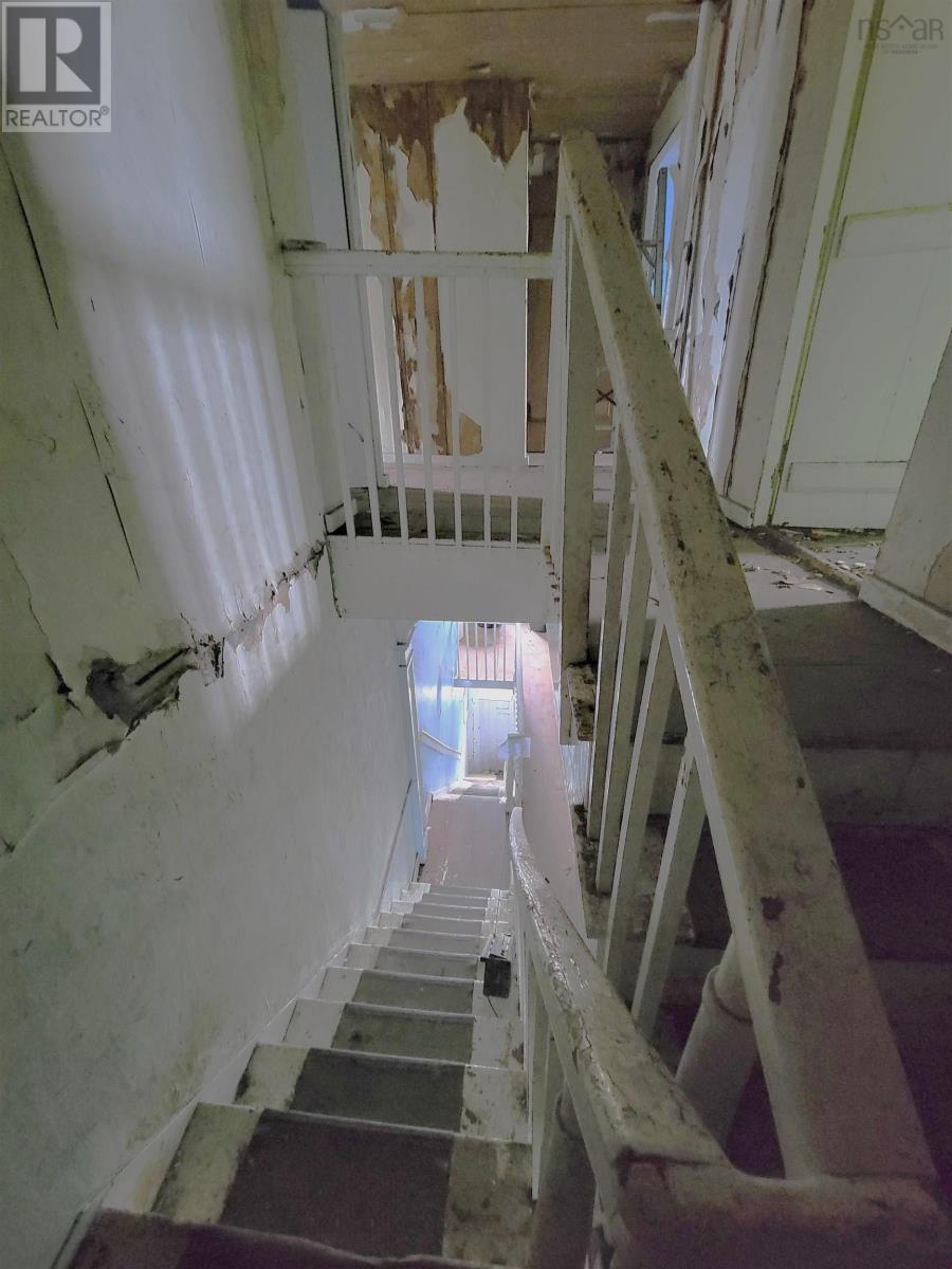 155 Pelham Street - 45