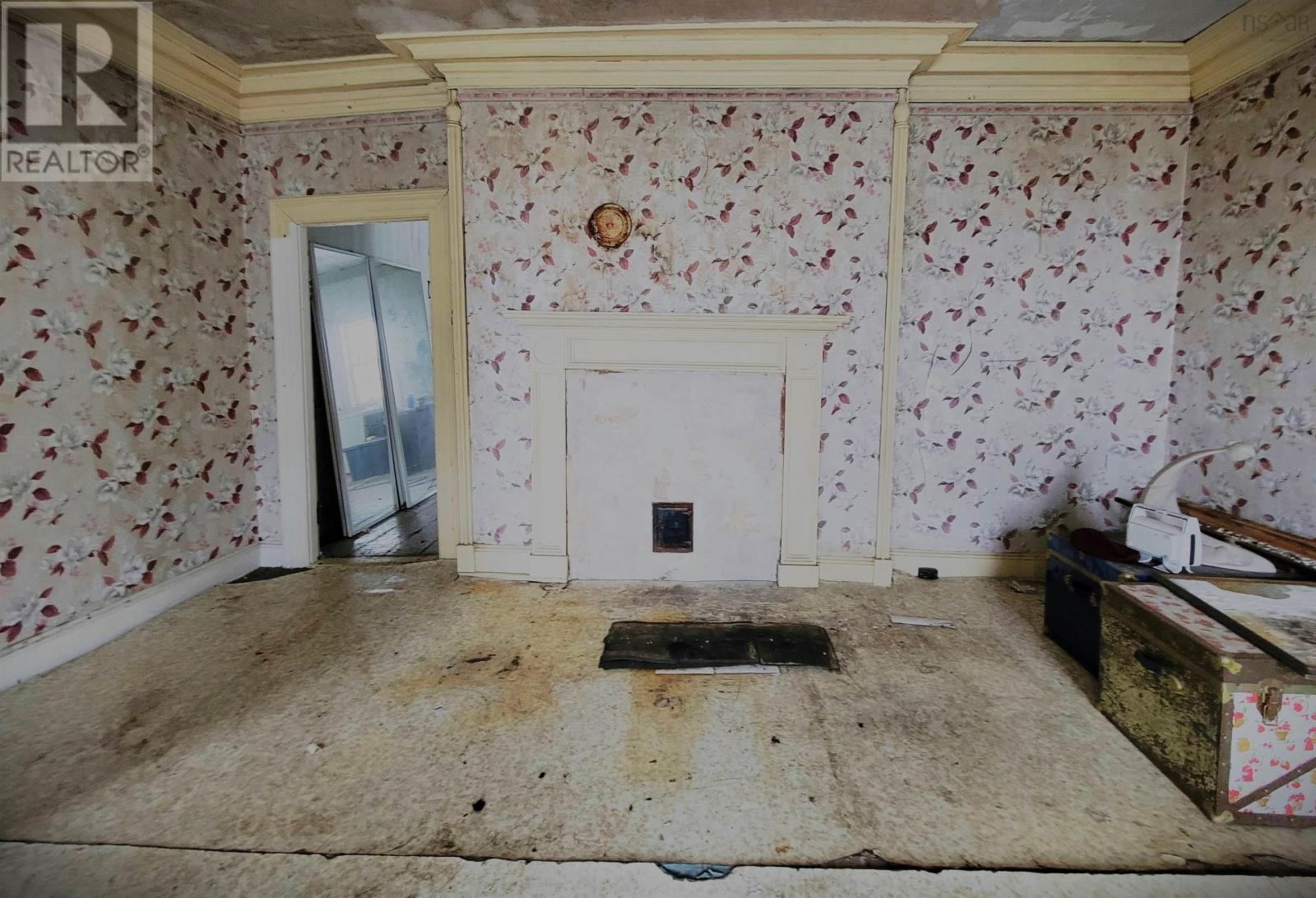 Property 8 of 49 of 155 Pelham Street