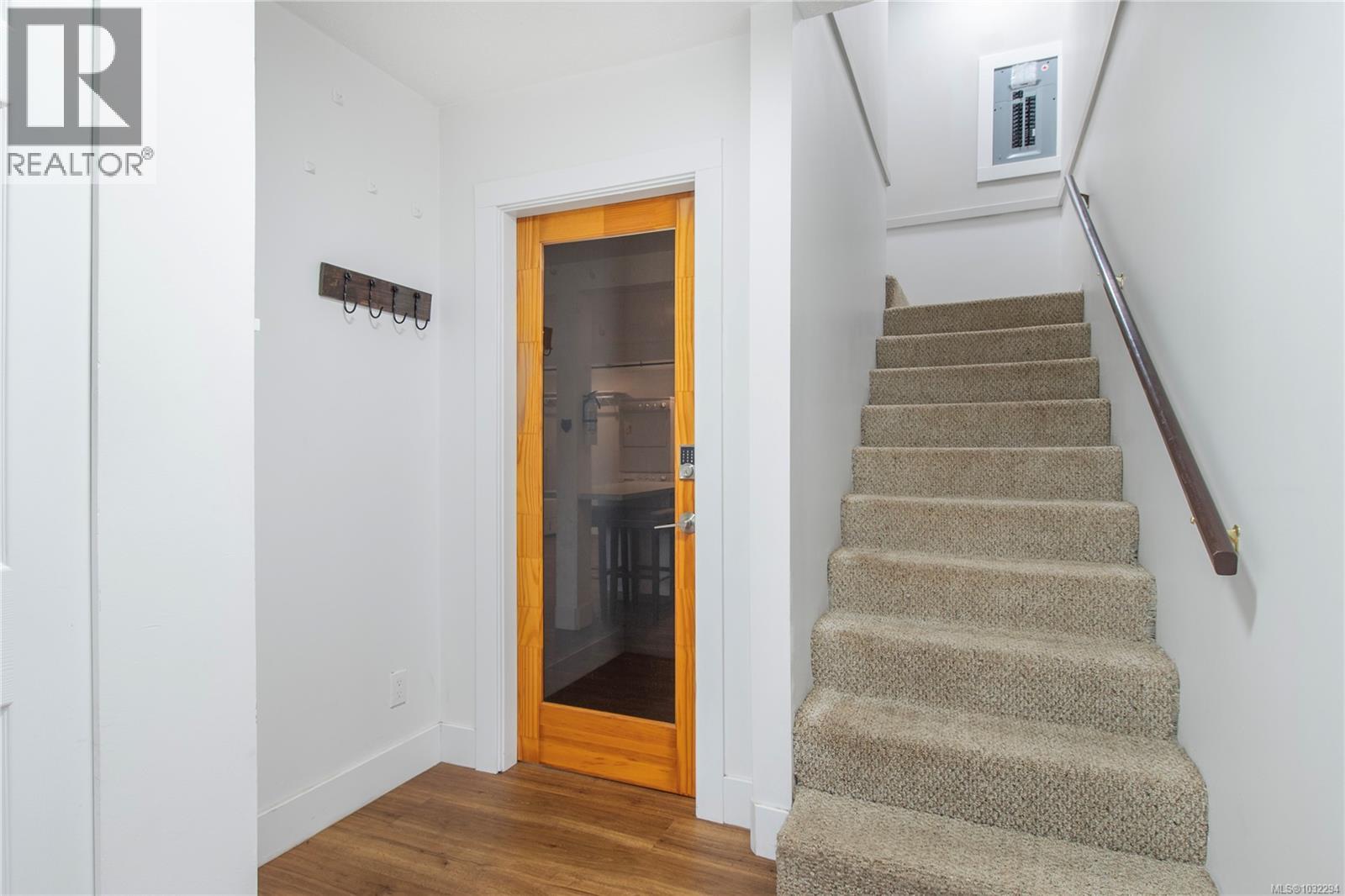 #13 400 Robron Rd - 24