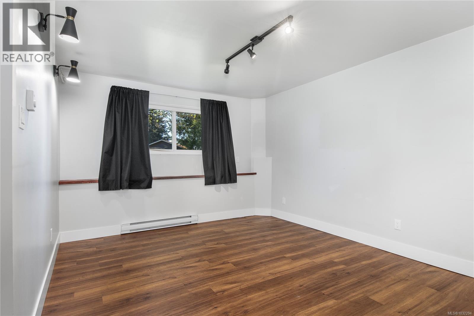 #13 400 Robron Rd - 28