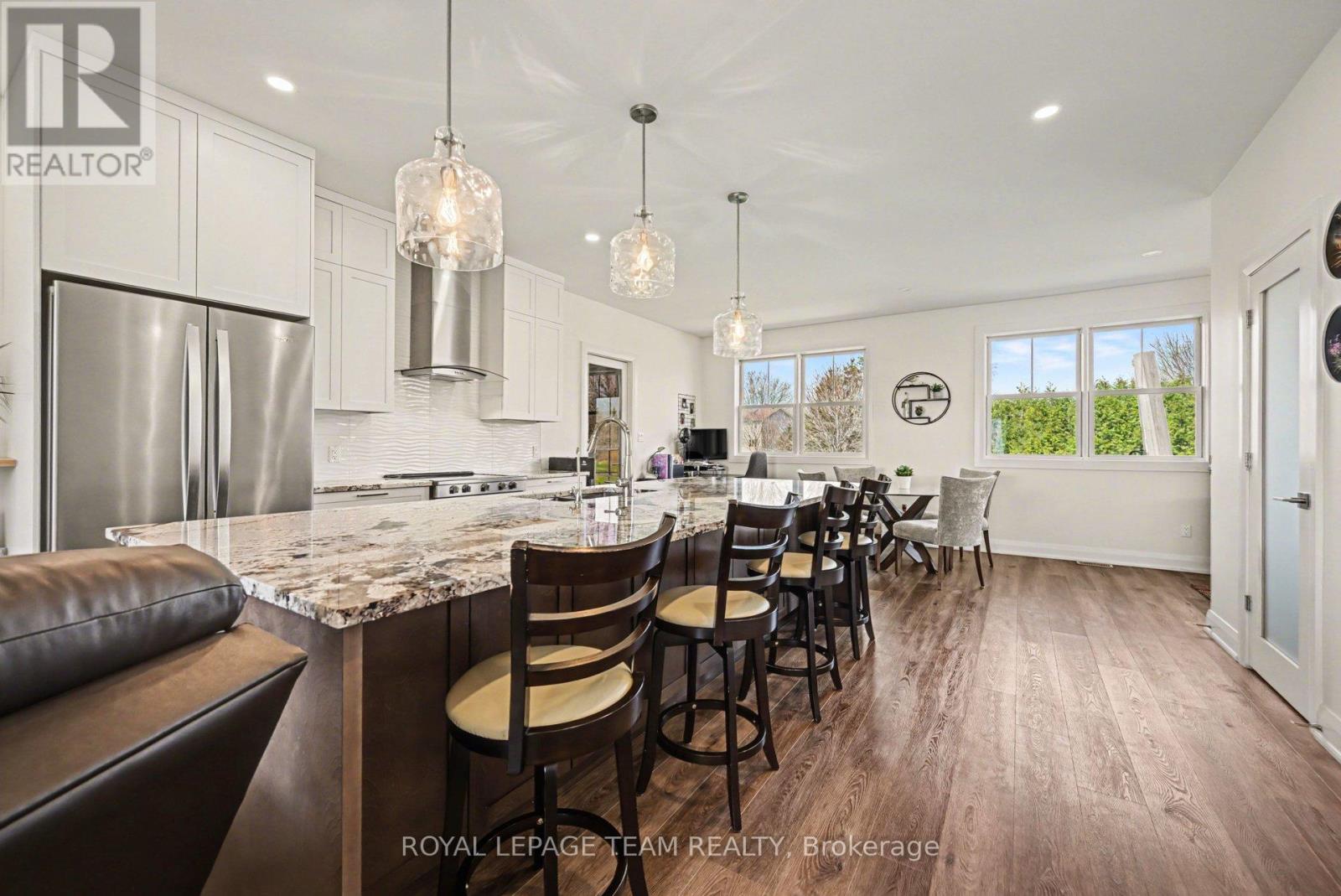 121 GRASSHOPPER LANE — photo 10