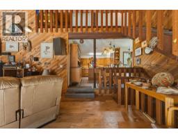 3pc Bathroom - 8257 Rogers Road, Vernon, BC V1B3M7 Photo 6