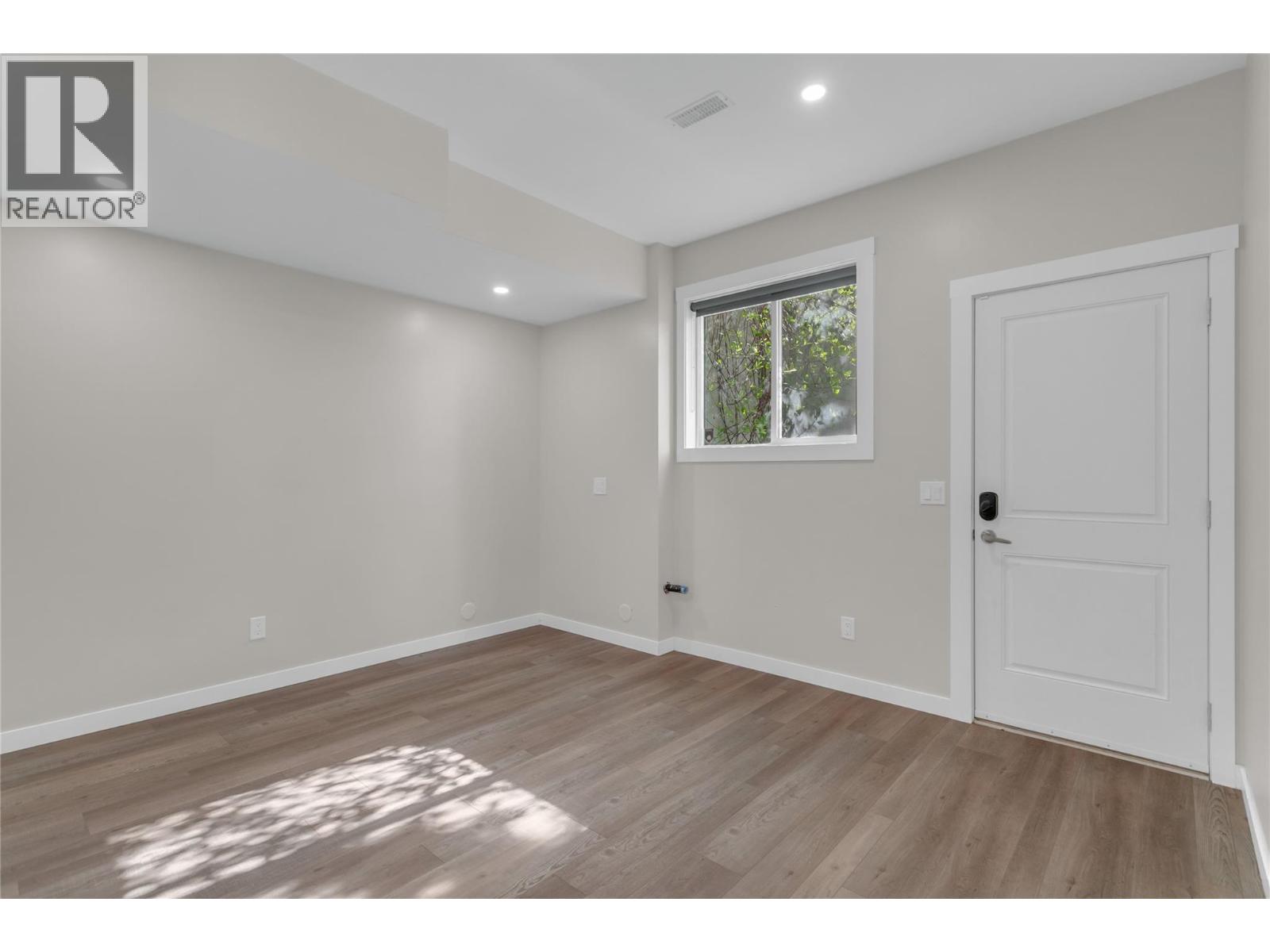  1362 Rocky Point Drive, Kelowna