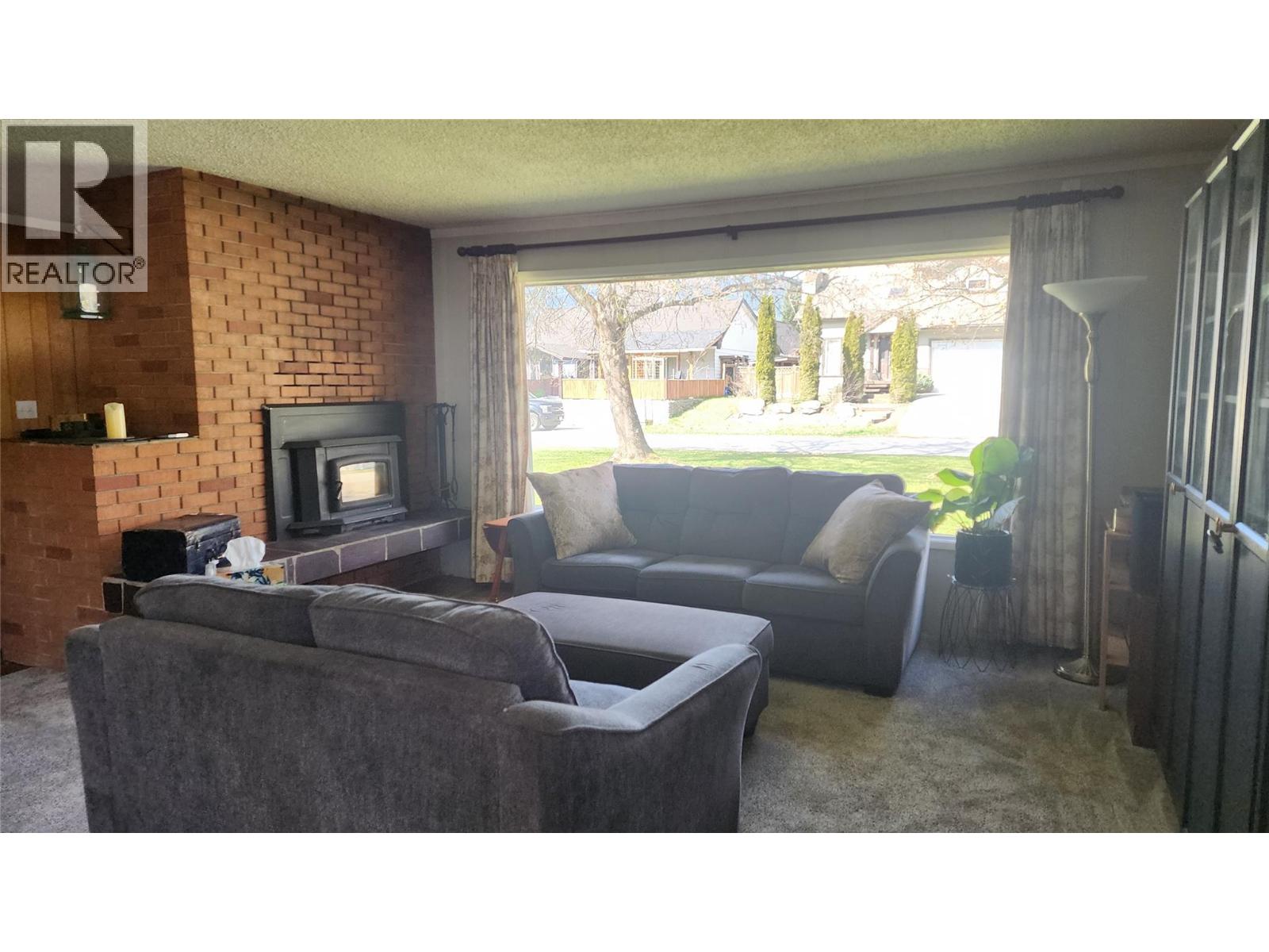 119 2nd Avenue NW - 4