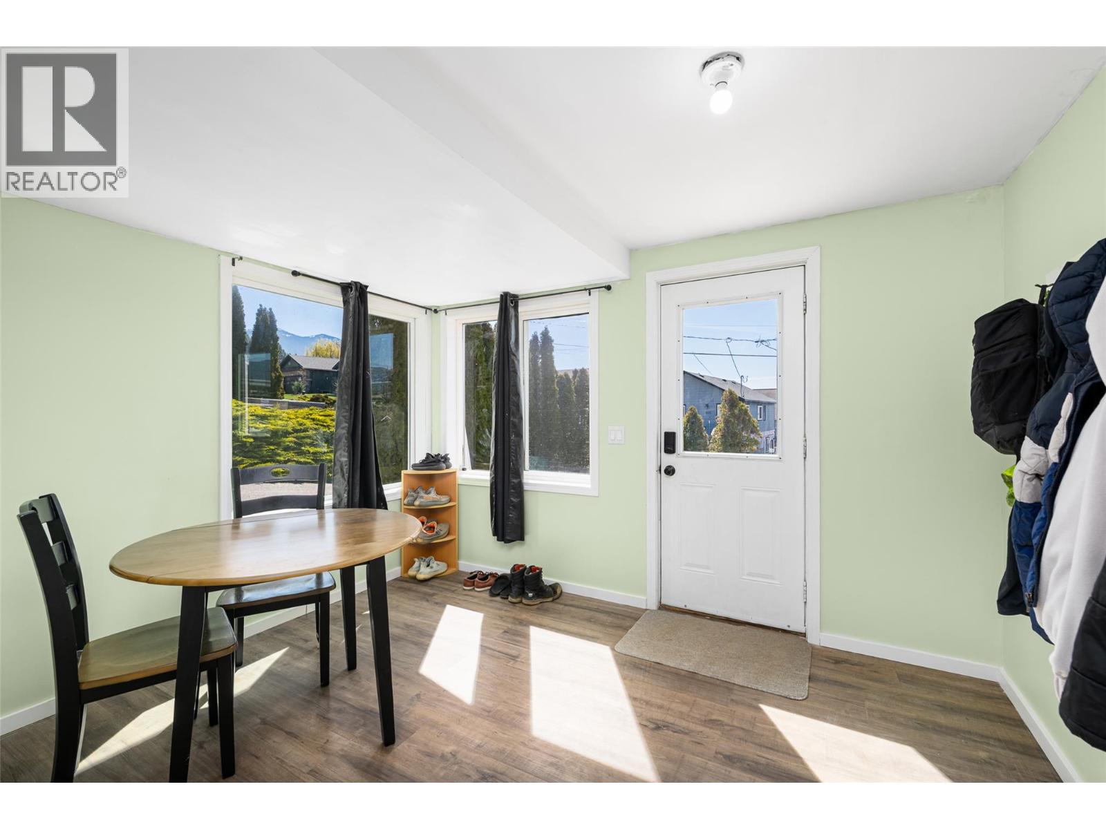 1610 Murdoch Street - 9