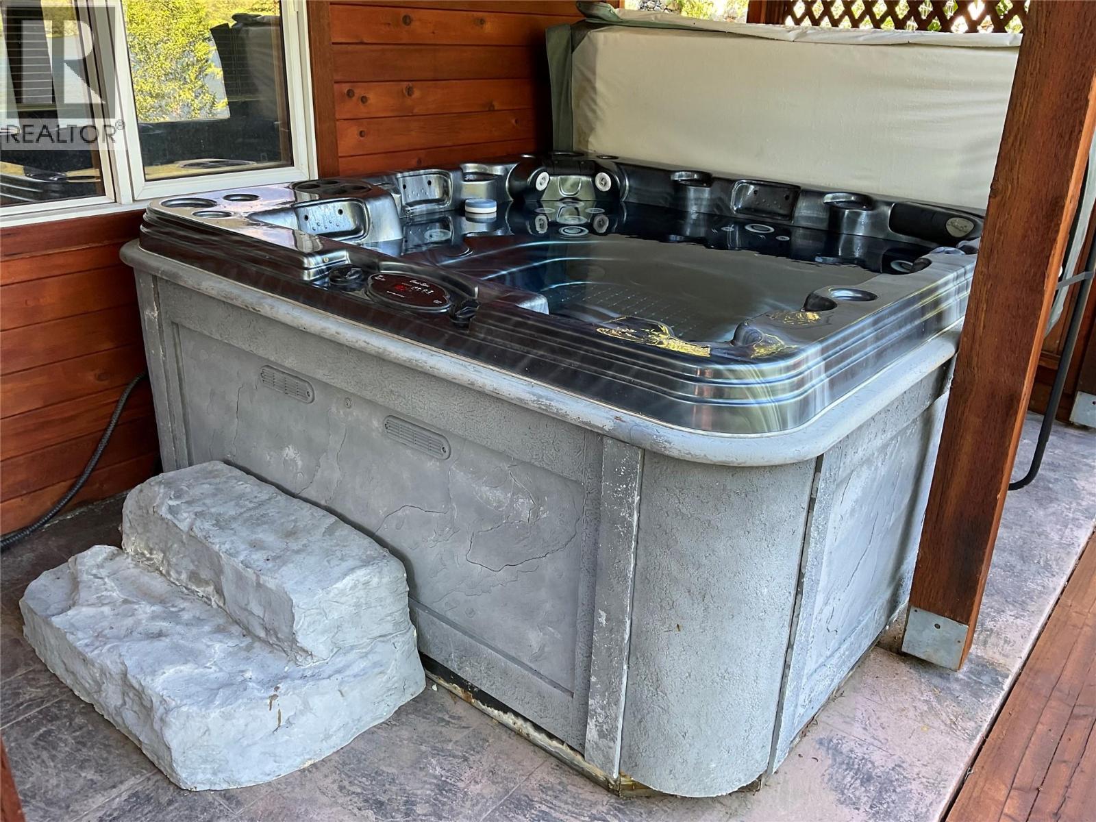 2872 Jewel Lake Road - 7