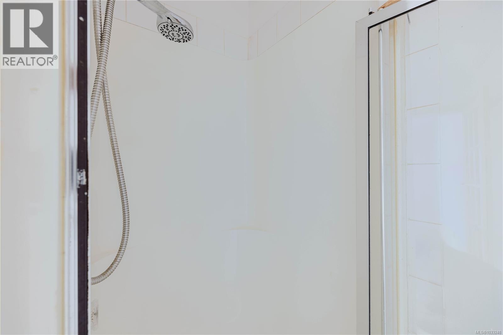 #302 229 Ontario St - 19