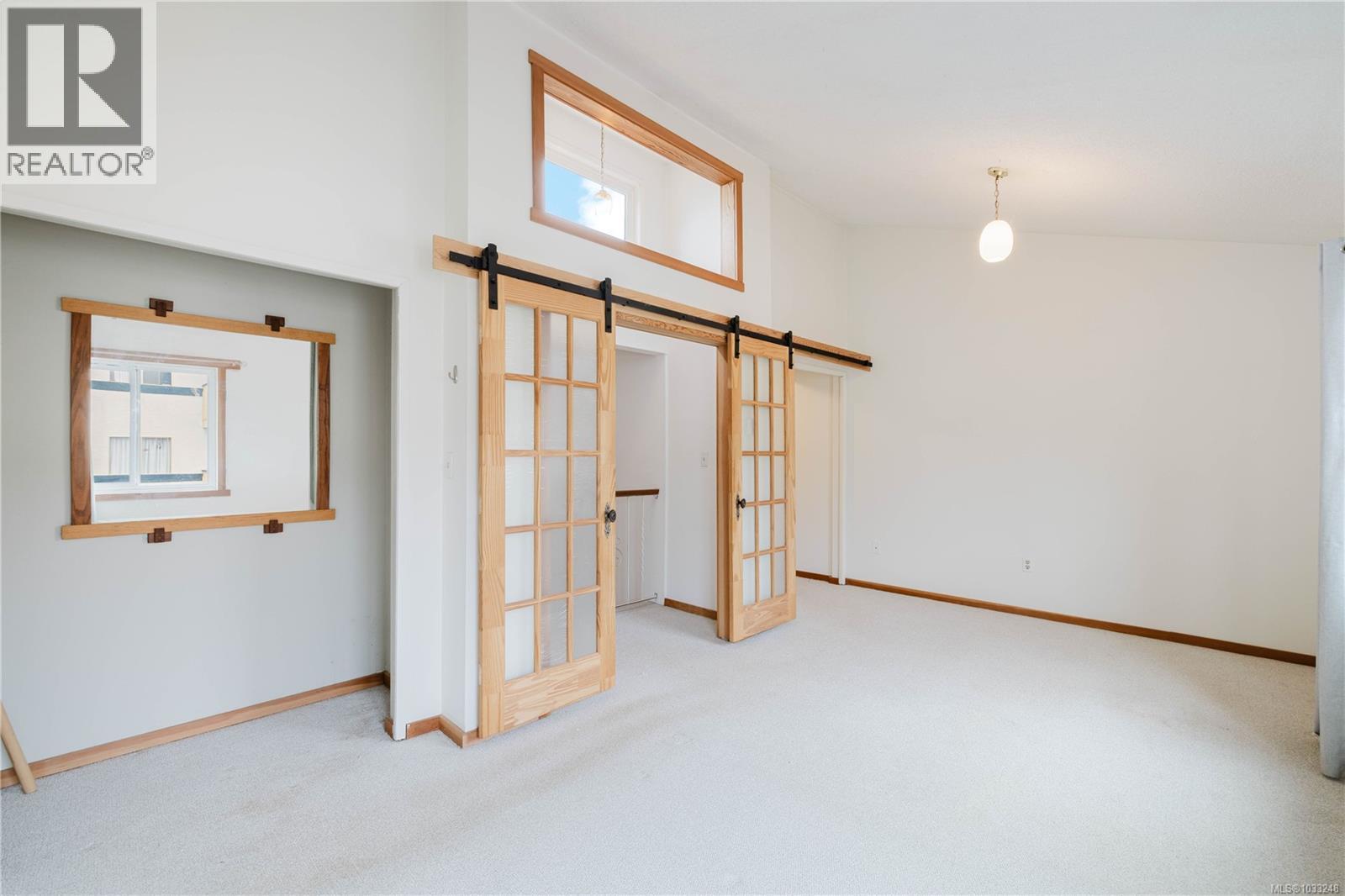 #302 229 Ontario St - 21