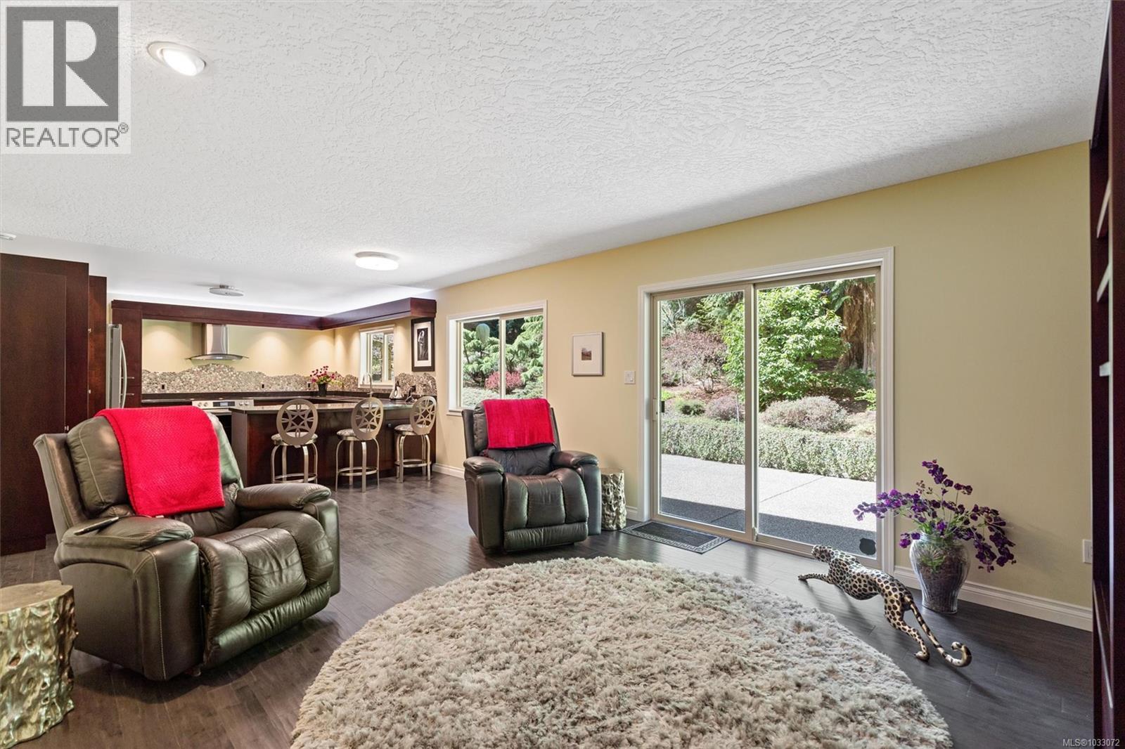  11340 Hedgerow Drive, North Saanich