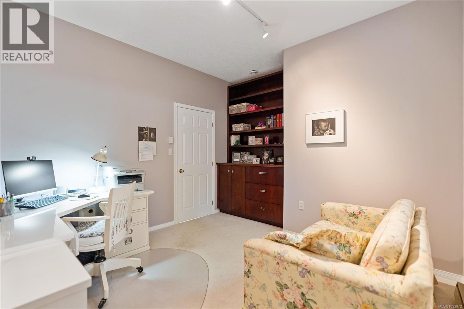  11340 Hedgerow Drive, North Saanich