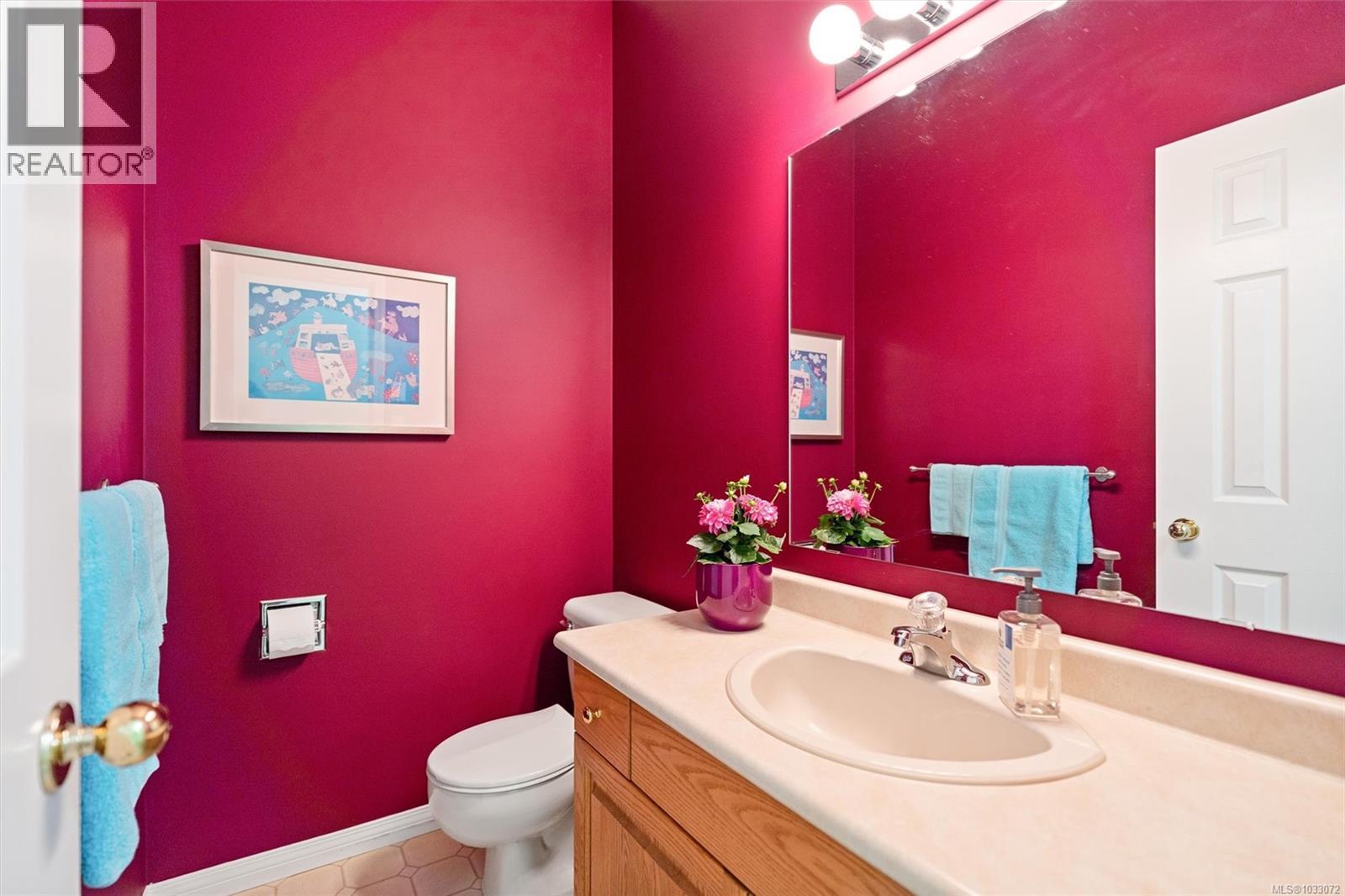  11340 Hedgerow Drive, North Saanich