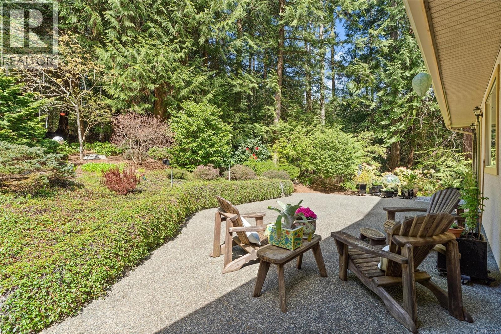  11340 Hedgerow Drive, North Saanich