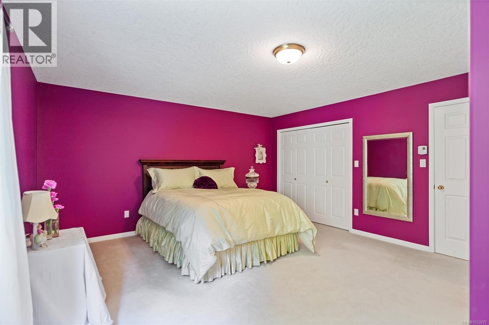  11340 Hedgerow Drive, North Saanich