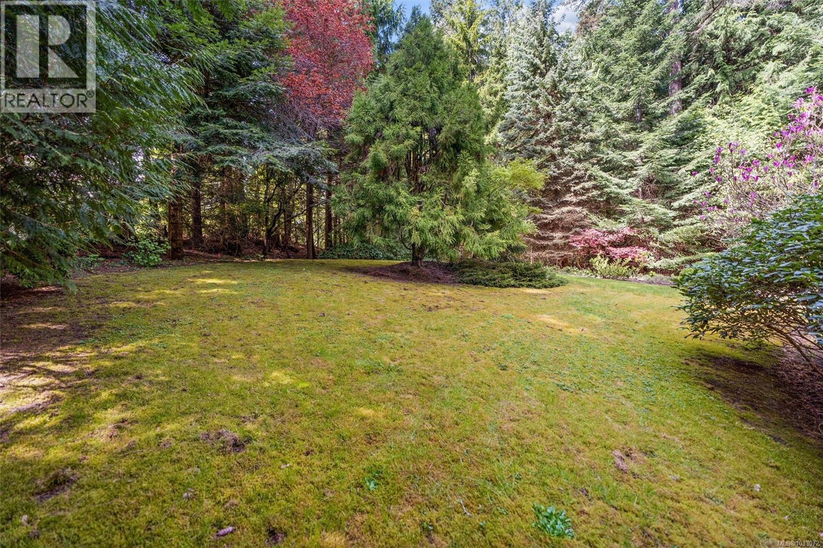  11340 Hedgerow Drive, North Saanich