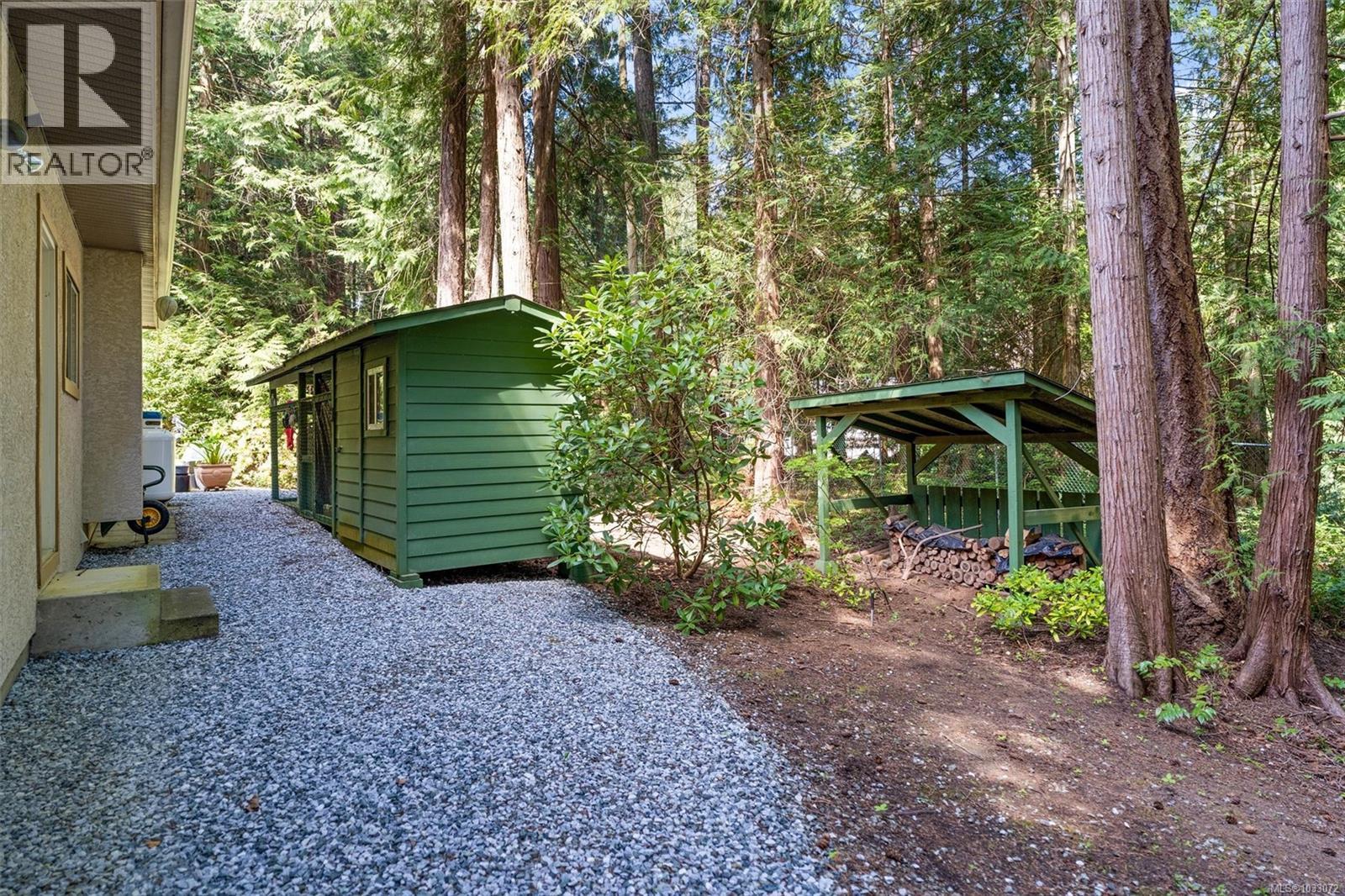  11340 Hedgerow Drive, North Saanich