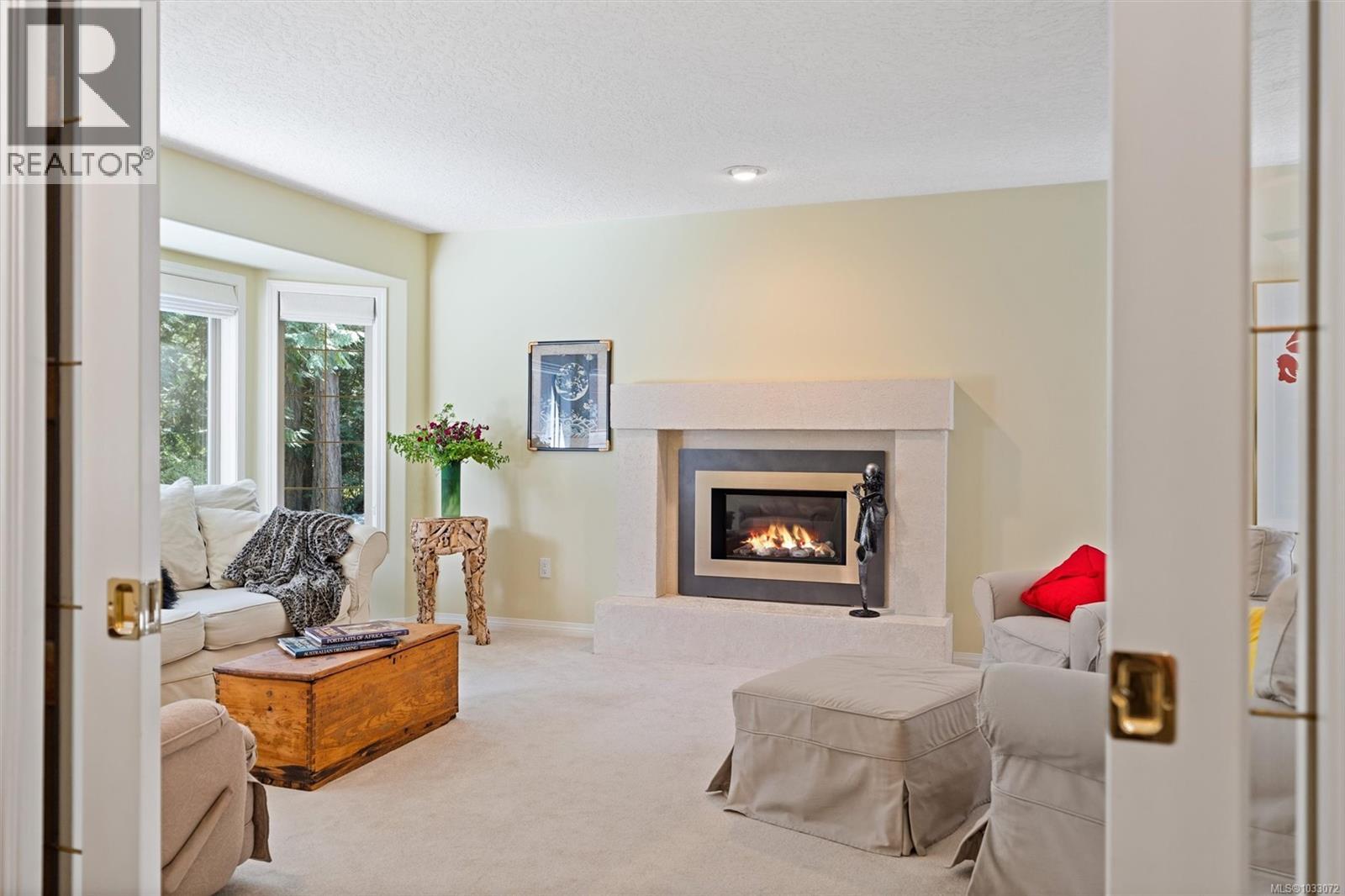  11340 Hedgerow Drive, North Saanich