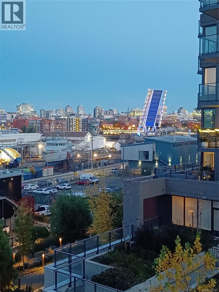 Iconic Blue Bridge view from deck
