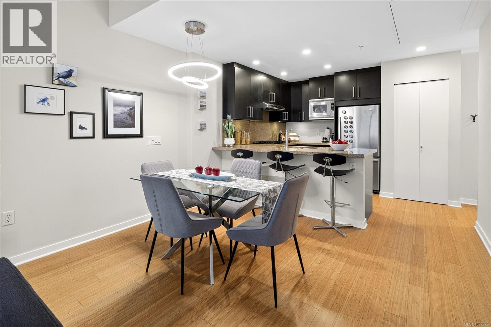 #308 373 Tyee Rd - 9