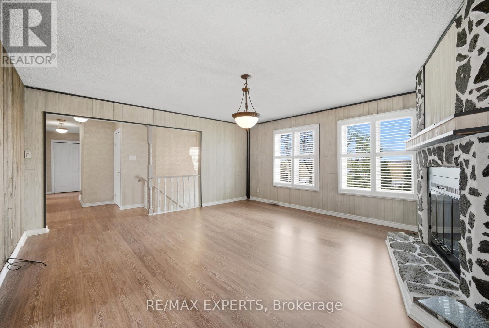 5945 KING STREET - 16