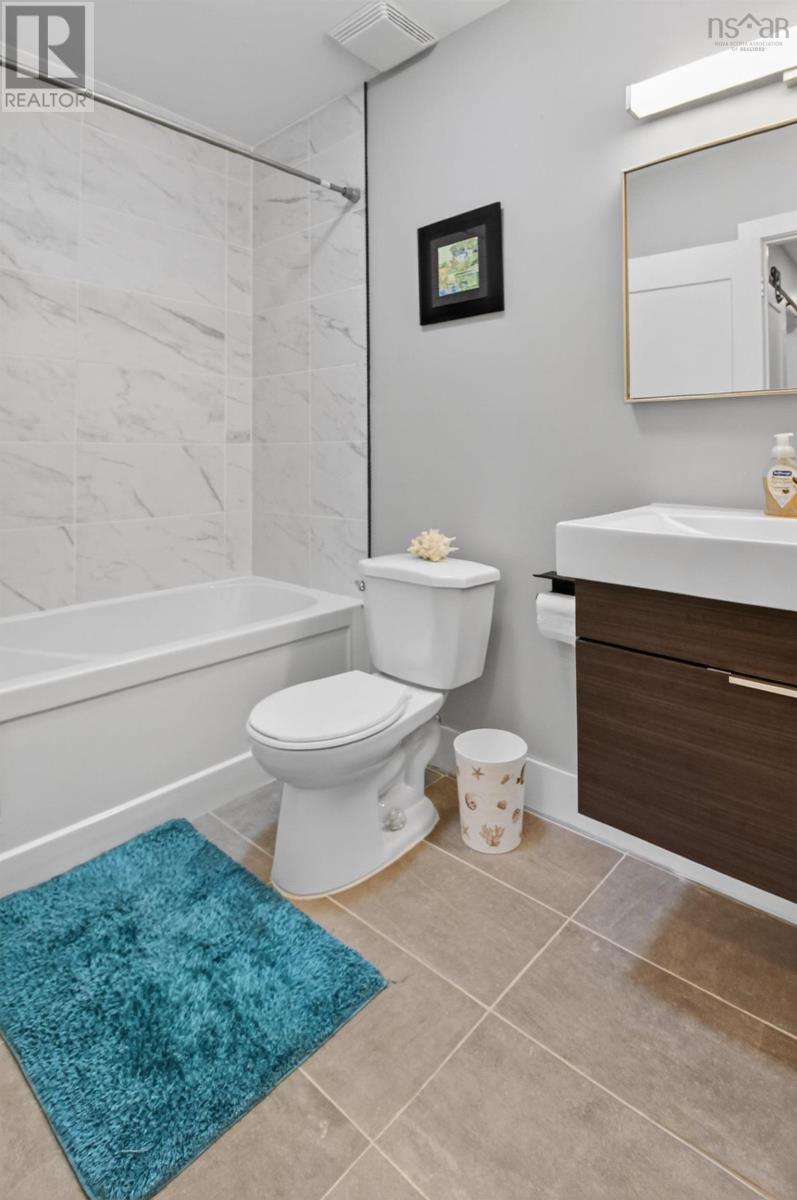 Property 32 of 32 of 6243 Seaforth Street