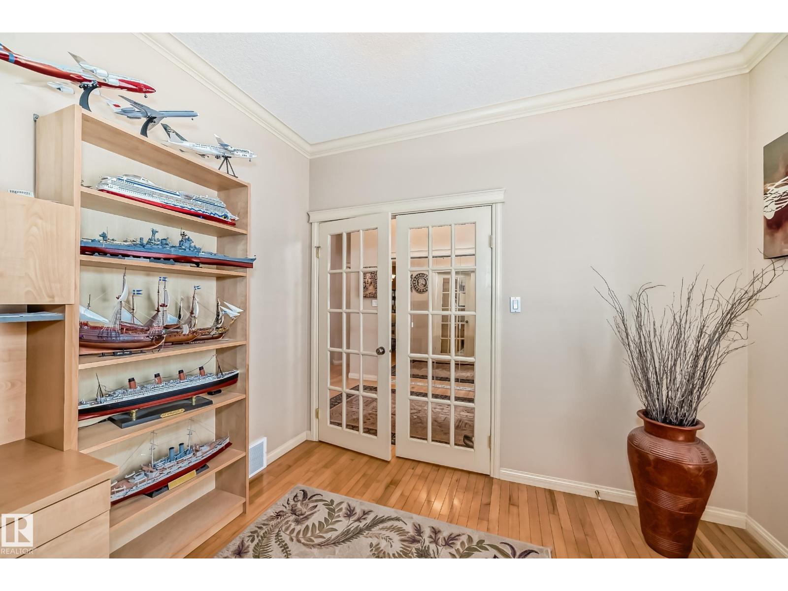 241 DARLINGTON CR NW - 22